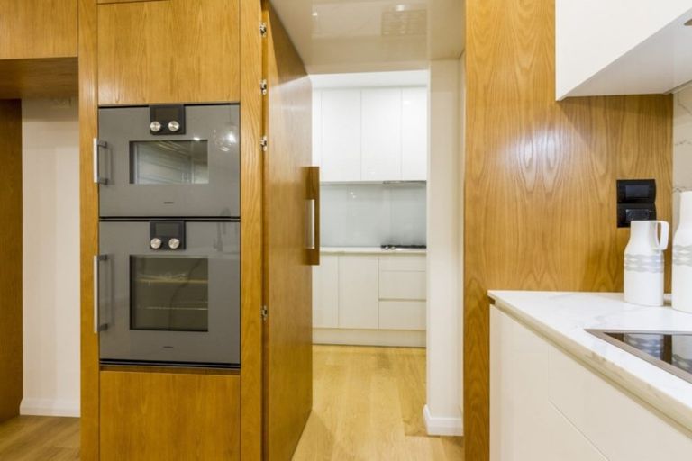 Photo of property in 19 Tawatawa Street, Long Bay, Auckland, 0630