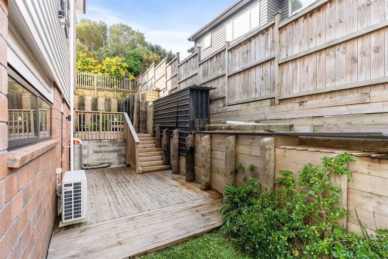 Photo of property in 33d Wairau Road, Forrest Hill, Auckland, 0627