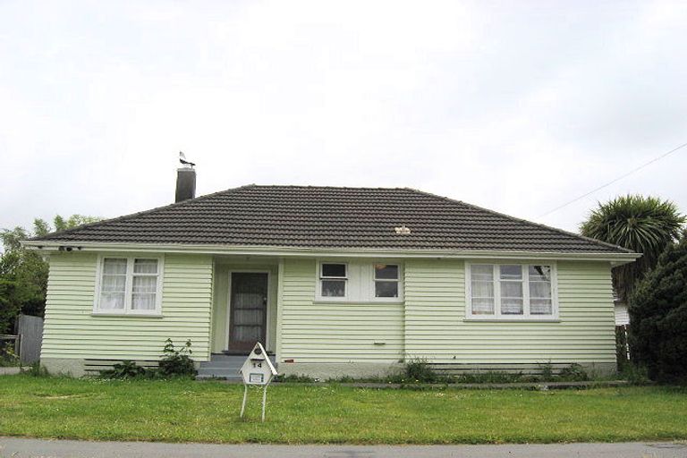 Photo of property in 14 Hooker Avenue, Bryndwr, Christchurch, 8053
