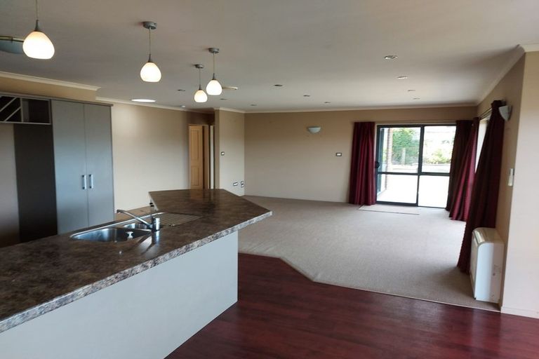 Photo of property in 50 Percy Kinsman Crescent, Riverstone Terraces, Upper Hutt, 5018