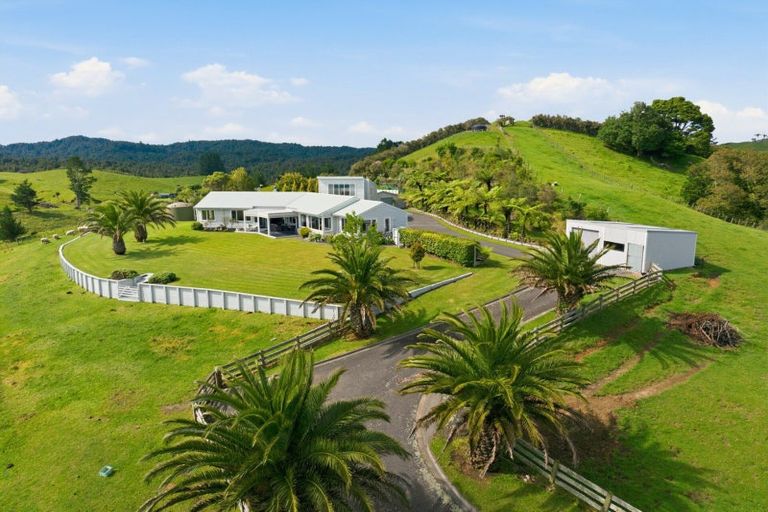 Photo of property in 2a Kaitemako Road, Welcome Bay, Tauranga, 3112