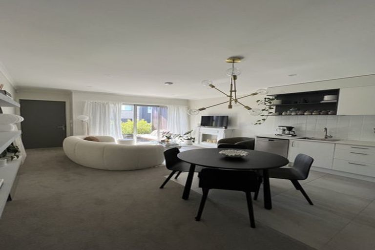 Photo of property in 2/2 Warrant Officer Lane, Hobsonville, Auckland, 0616