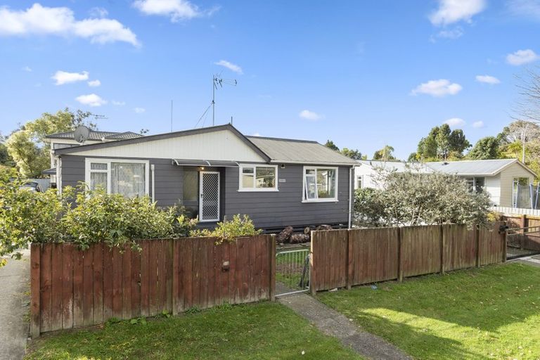 Photo of property in 5a James Cook Drive, Welcome Bay, Tauranga, 3112