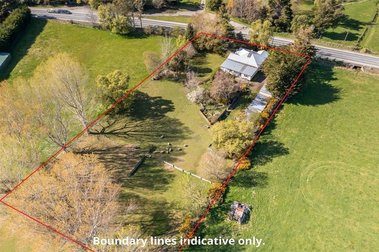 Photo of property in 2155 Milton Highway, Milton, 9292