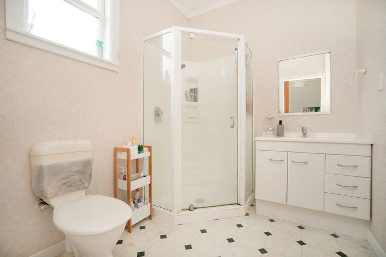 Photo of property in 49 Severn Street, Rongotea, 4476