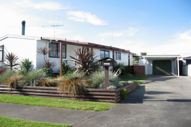 Photo of property in 5 Warwick Place, Springvale, Whanganui, 4501