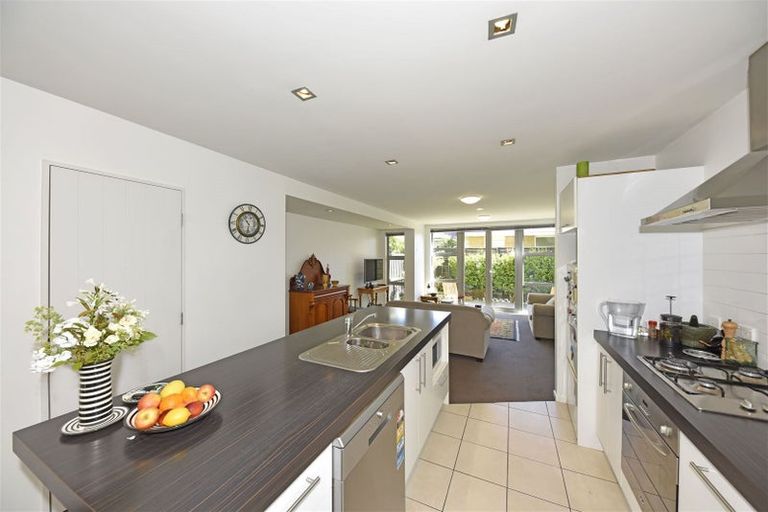 Photo of property in 39b Whitmore Street, Edgeware, Christchurch, 8013