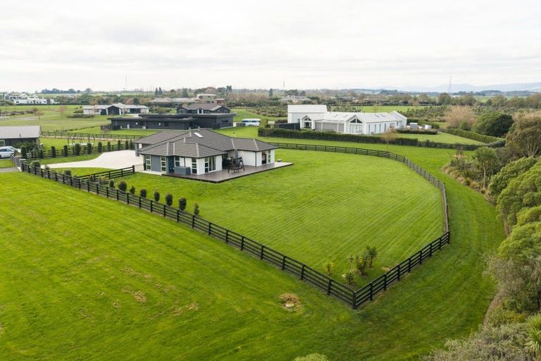 Photo of property in 61 Hartwell Drive, Kelvin Grove, Palmerston North, 4470