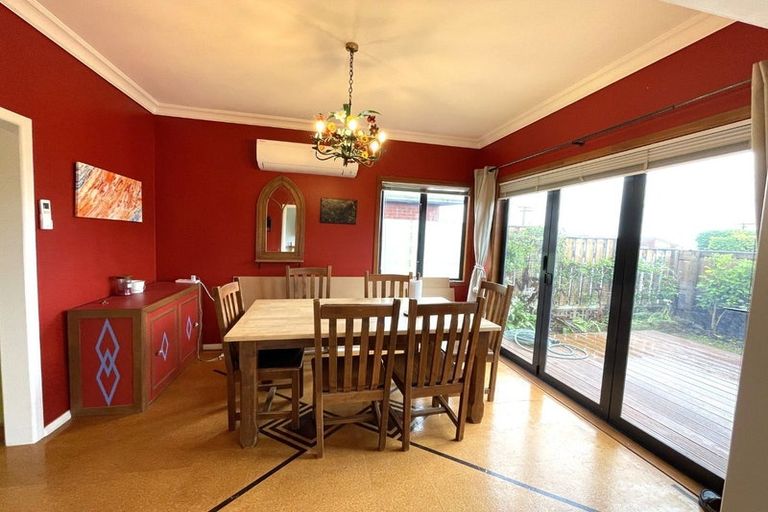 Photo of property in 20 Ngaio Street, Strandon, New Plymouth, 4312