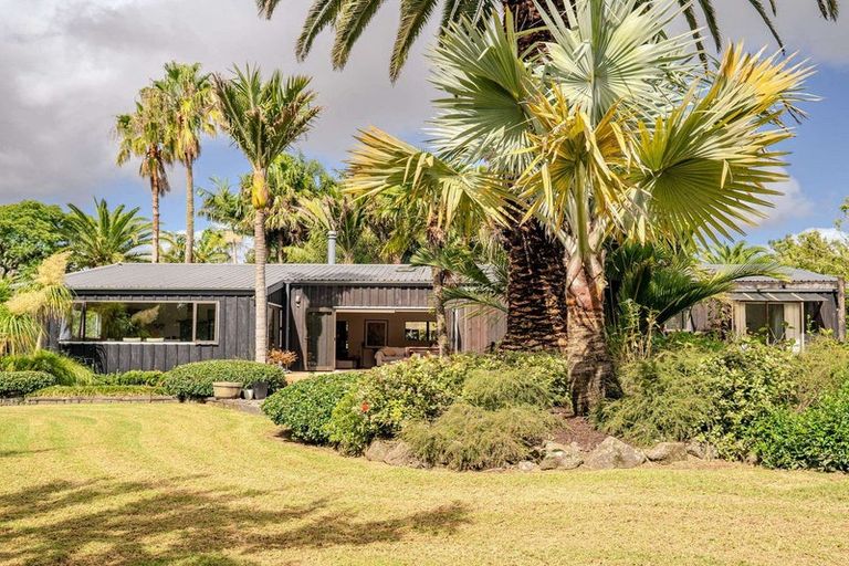 Photo of property in 6 Kendall Road, Kerikeri, 0230