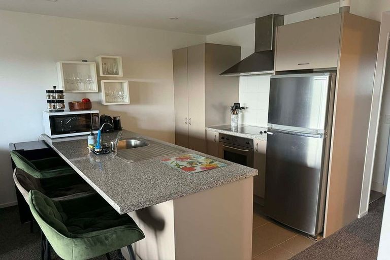 Photo of property in 4/79 Schnapper Rock Road, Schnapper Rock, Auckland, 0632