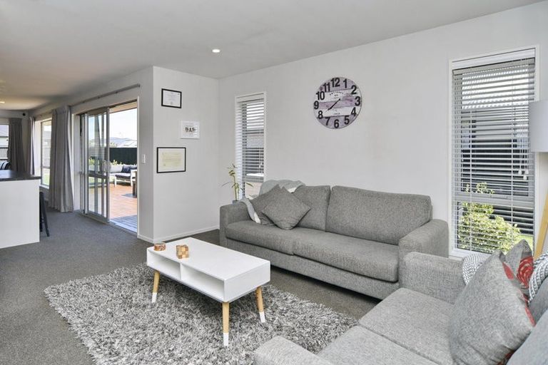 Photo of property in 6 Fearne Drive, Woodend, 7610