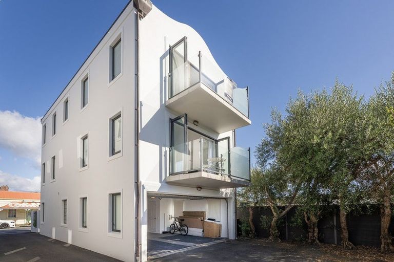 Photo of property in 5c Victoria Street, Mosgiel, 9024