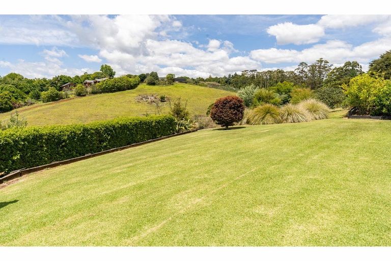 Photo of property in 20 Access Heights, Kerikeri, 0230