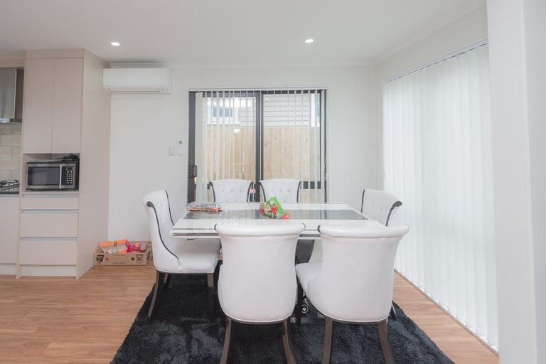 Photo of property in 30b Beaumonts Way, Manurewa, Auckland, 2102