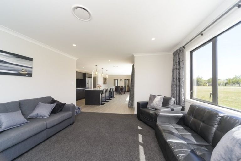 Photo of property in 7 Hartwell Drive, Kelvin Grove, Palmerston North, 4470