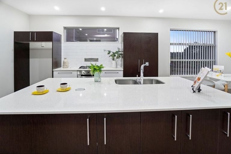 Photo of property in 34 Kokako Rise, Papakura, 2110