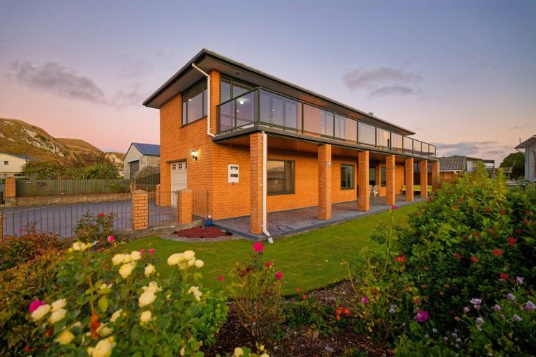 Photo of property in 1 Tui Road, South Bay, Kaikoura, 7300