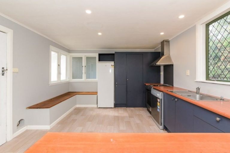 Photo of property in 70 Hutcheson Street, Mayfield, Blenheim, 7201