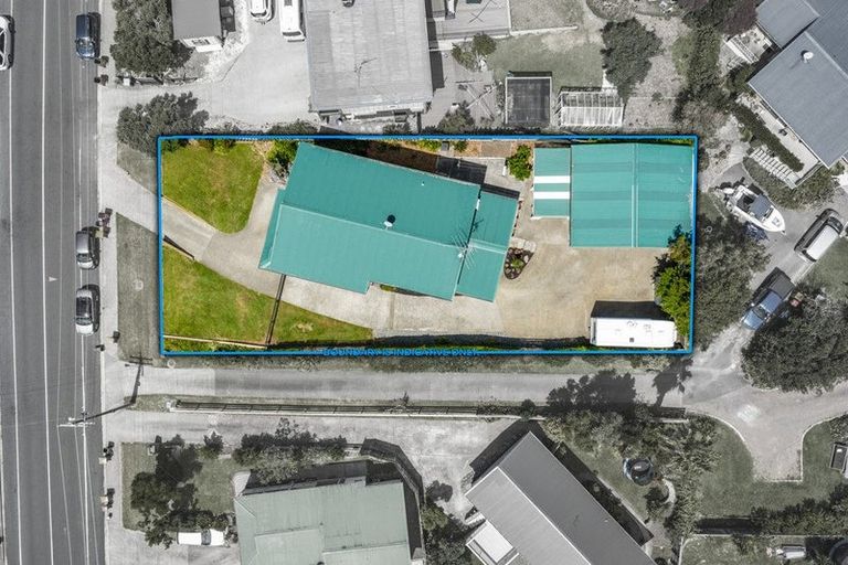 Photo of property in 12 Rishworth Avenue, Stanmore Bay, Whangaparaoa, 0932