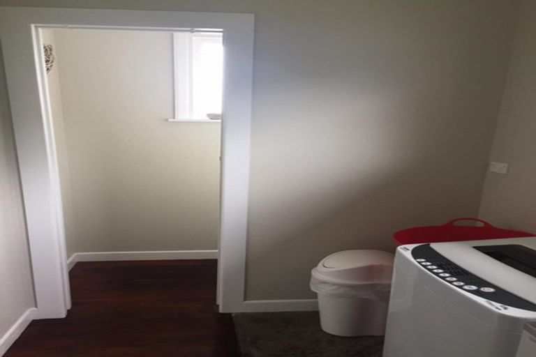 Photo of property in 47 Whiteley Street, Moturoa, New Plymouth, 4310