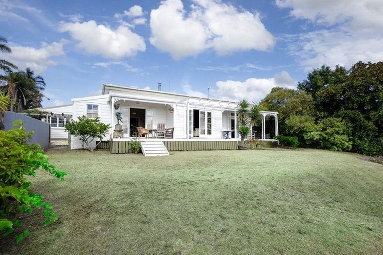 Photo of property in 3 Wilson Street, Te Kopuru, 0391