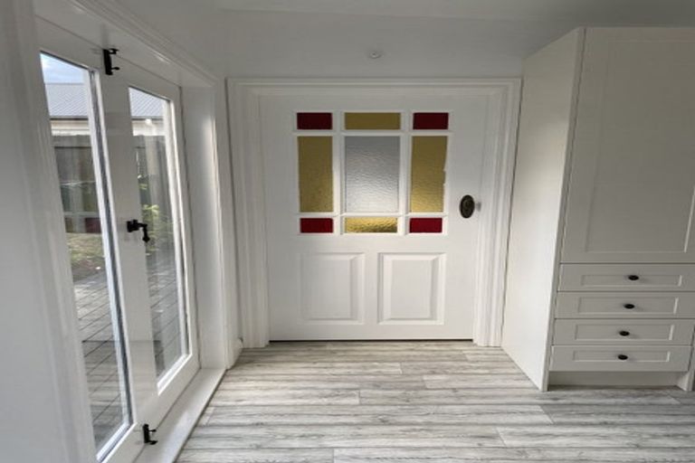 Photo of property in 80 Lake Road, Narrow Neck, Auckland, 0624