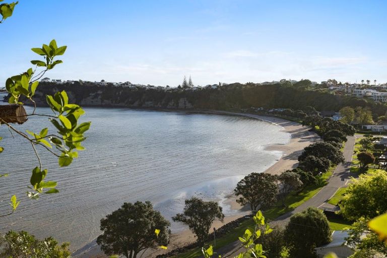 Photo of property in 68-70 Matakatia Parade, Matakatia, Whangaparaoa, 0930