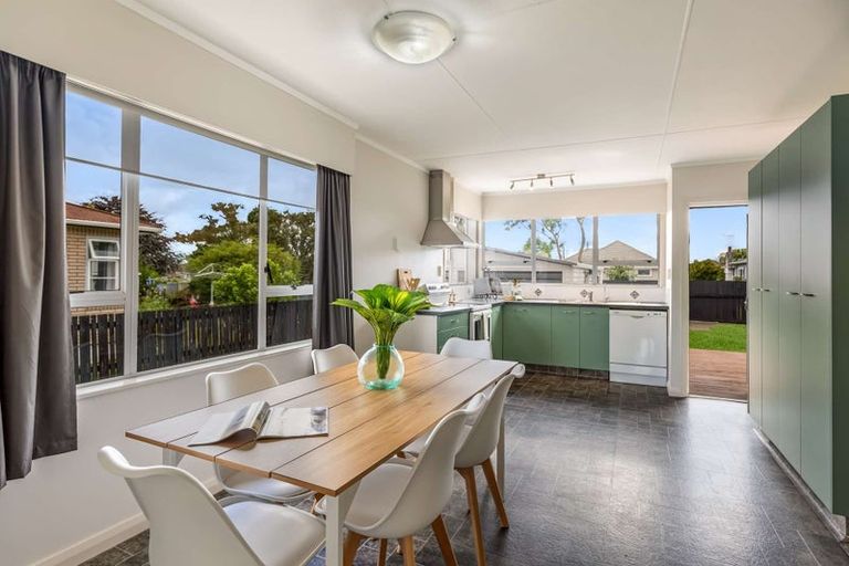 Photo of property in 27 Middlesex Street, Levin, 5510