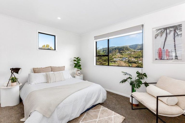 Photo of property in 49 Handyside Street, Tawa, Wellington, 5028