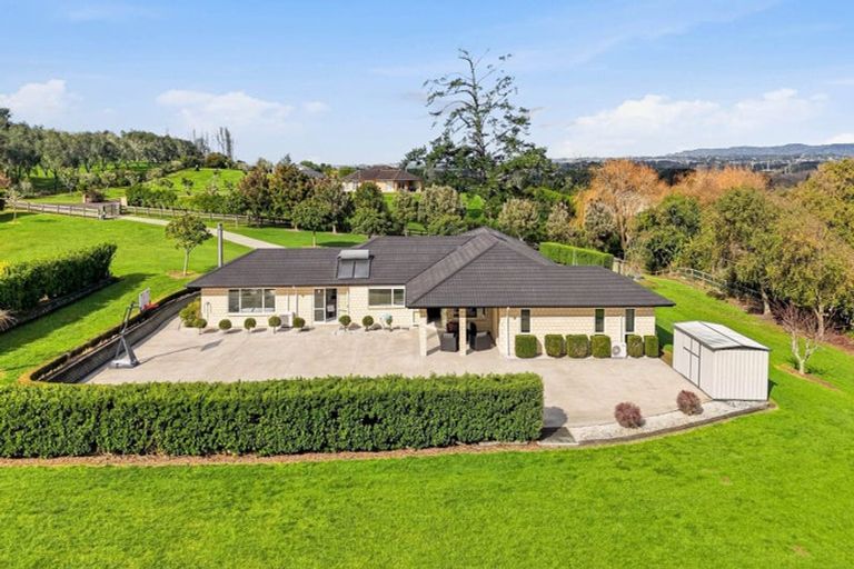 Photo of property in 289 Old North Road, Kumeu, 0892