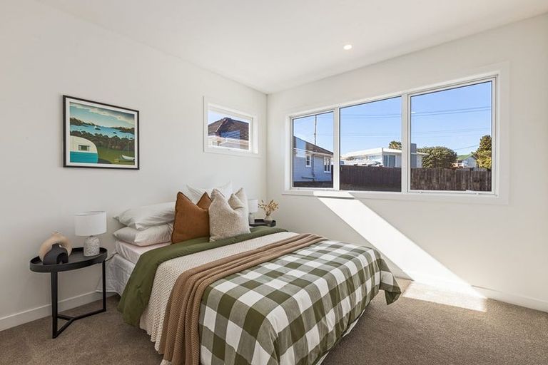 Photo of property in 17a Hamurana Place, Te Atatu Peninsula, Auckland, 0610