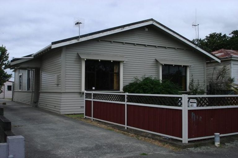 Photo of property in 43 Waldegrave Street, Palmerston North, 4410