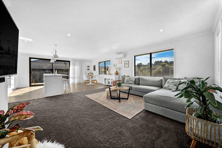 Photo of property in 13a Helenvale Crescent, Pokeno, 2402