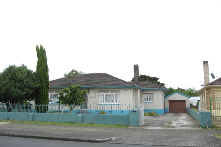 Photo of property in 10 Beatty Road, Pukekohe, 2120