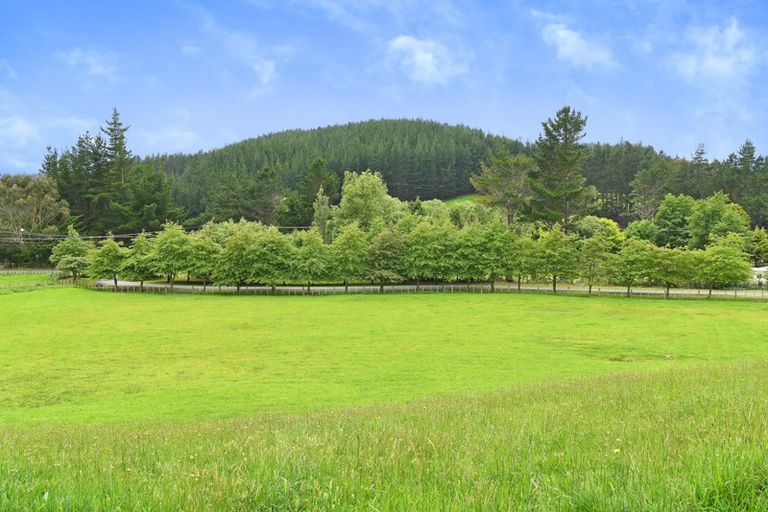 Photo of property in 1021 Whitemans Valley Road, Blue Mountains, Upper Hutt, 5371