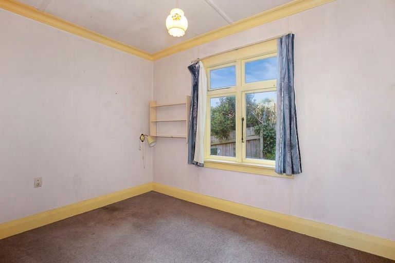 Photo of property in 33 Havelock Street, Mornington, Wellington, 6021