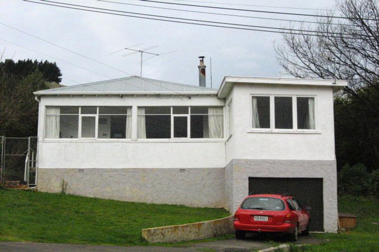 Photo of property in 2 Wharfdale Street, Macandrew Bay, Dunedin, 9014