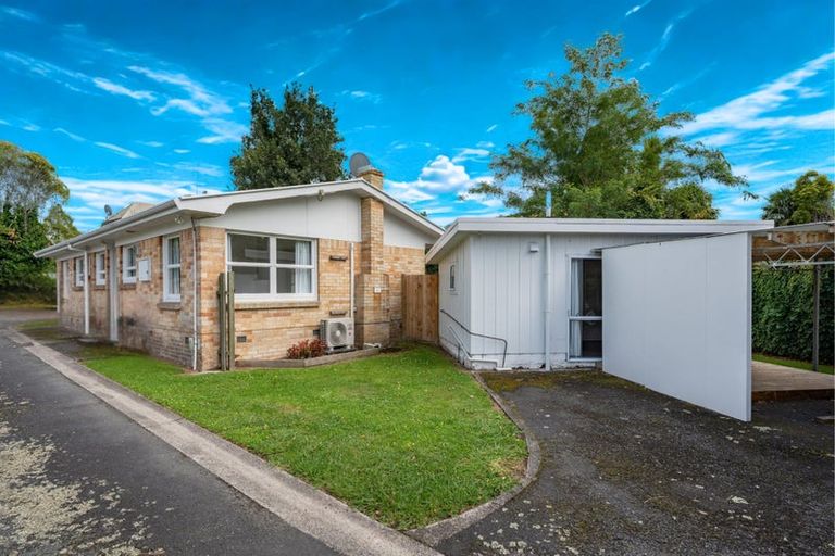 Photo of property in 18 Brocas Avenue, Hillcrest, Hamilton, 3216