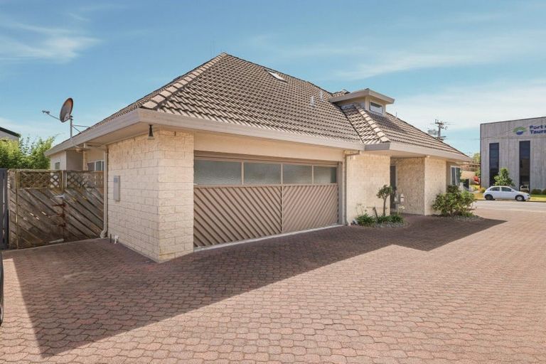 Photo of property in 1 Omanu Court, Mount Maunganui, 3116