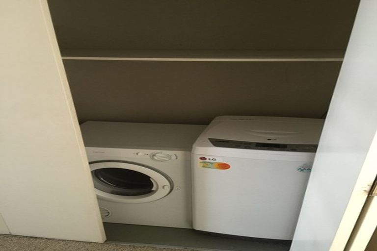 Photo of property in 22/3 Ngahura Street, Eden Terrace, Auckland, 1021