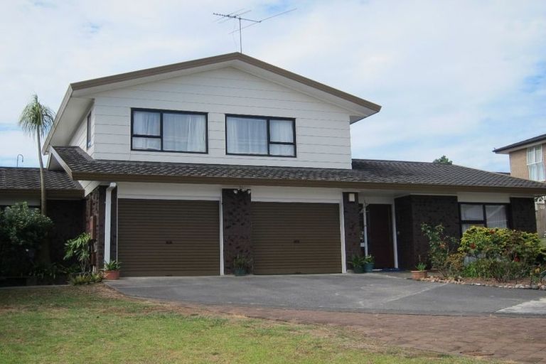Photo of property in 10 Steeple Rise, Pakuranga, Auckland, 2010