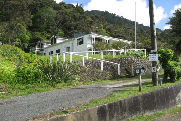 Photo of property in 3 Huia Dam Road, Huia, Auckland, 0604