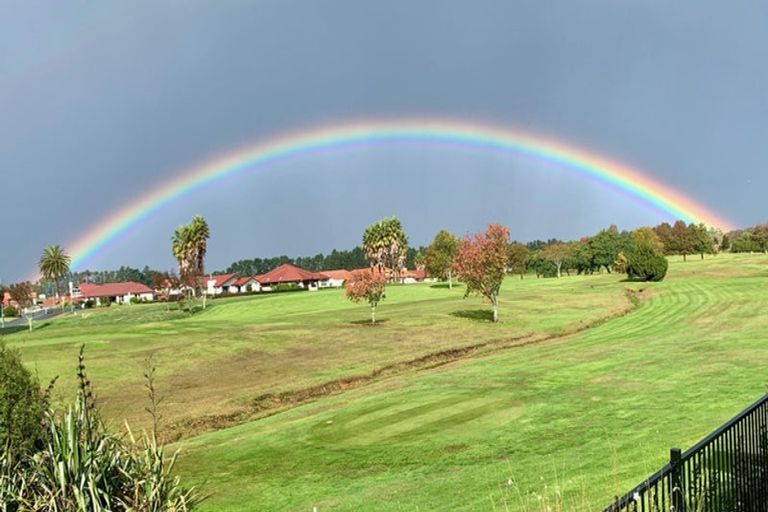 Photo of property in 30 Ballantyne Way, Aongatete, 3178