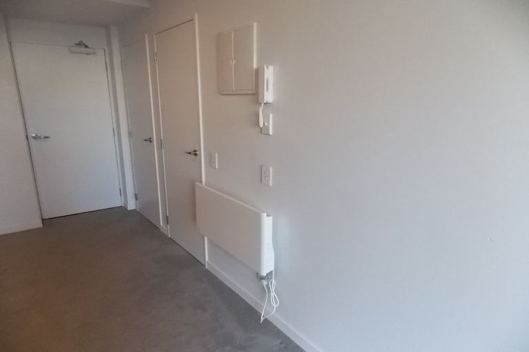 Photo of property in Pinnacle Apartments, W405/160 Victoria Street, Te Aro, Wellington, 6011
