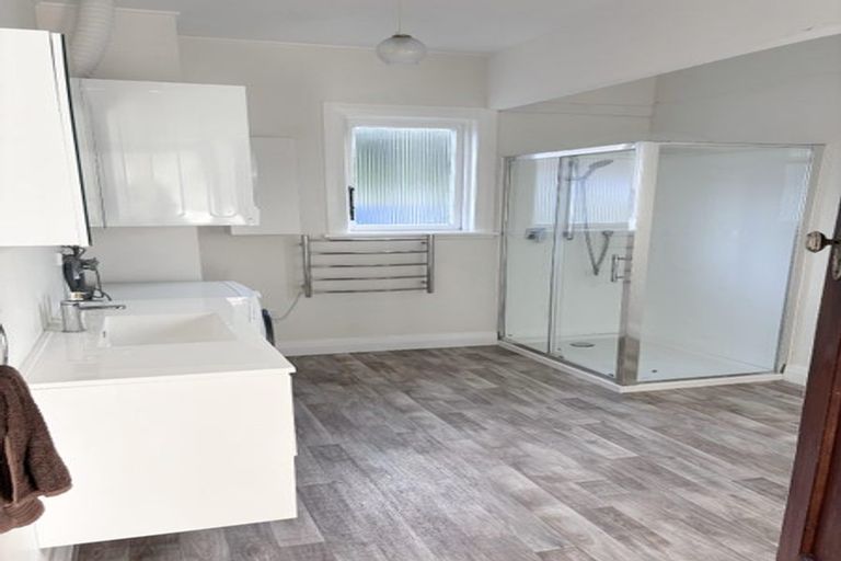 Photo of property in 17 Tavistock Road, Melrose, Wellington, 6023