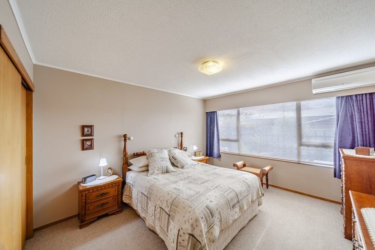 Photo of property in 12 Church Lane, Waipukurau, 4200