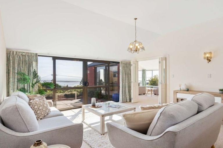 Photo of property in 224 Mount Pleasant Road, Mount Pleasant, Christchurch, 8081