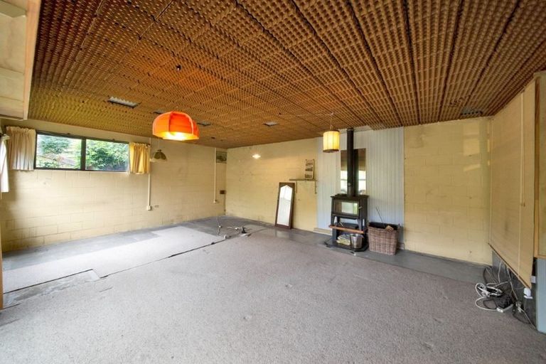 Photo of property in 22c Sequoia Grove, Merrilands, New Plymouth, 4312