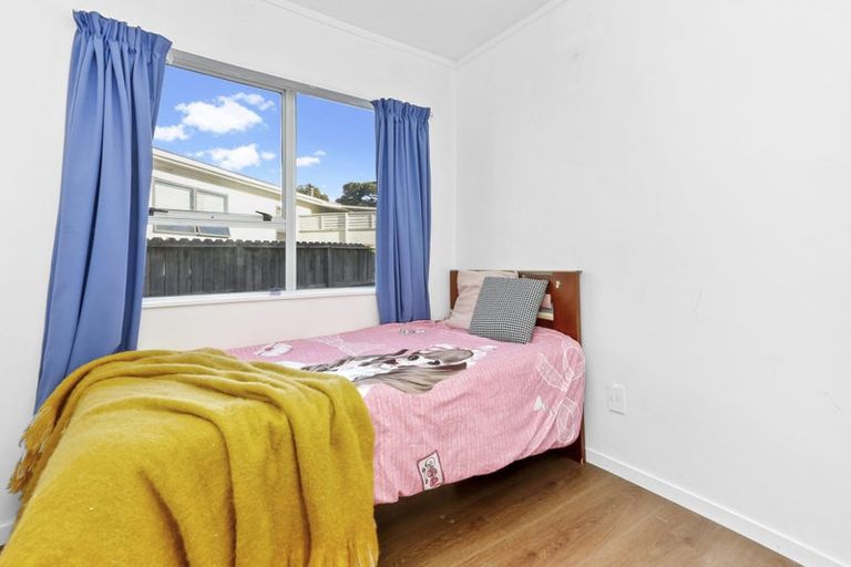 Photo of property in 51 Border Road, Henderson, Auckland, 0612